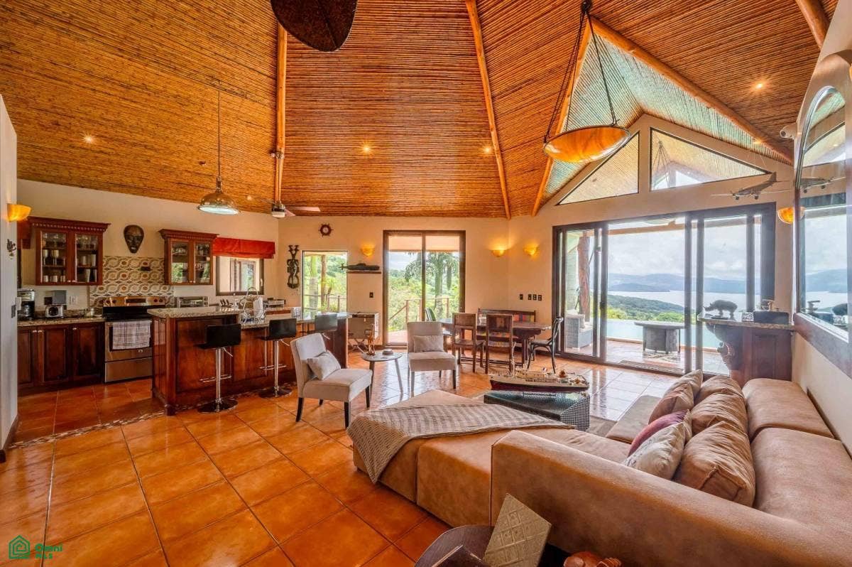 Luxury Lakefront Villa, Arenal, Tilaran, Tilaran, Guanacaste, Costa Rica
