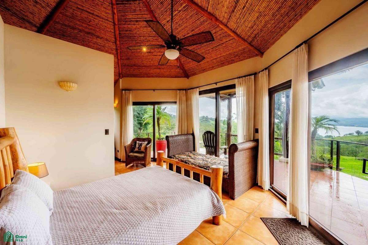 Luxury Lakefront Villa, Arenal, Tilaran, Tilaran, Guanacaste, Costa Rica