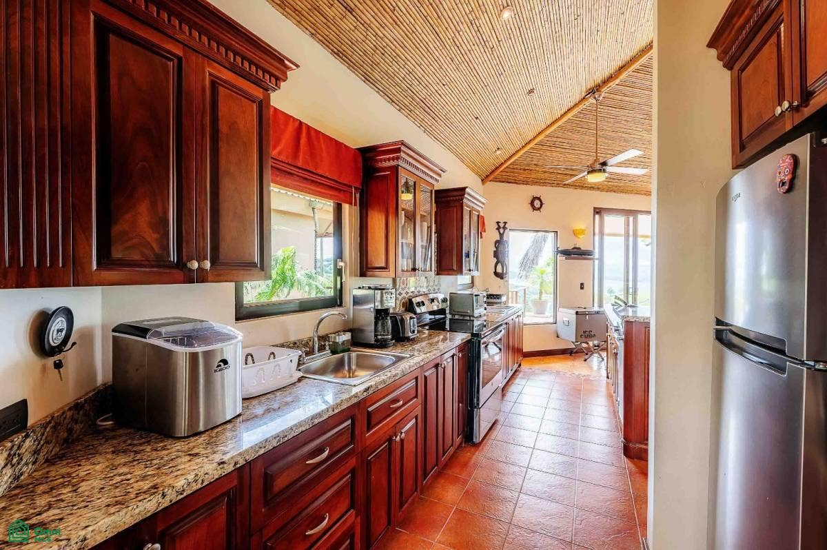 Luxury Lakefront Villa, Arenal, Tilaran, Tilaran, Guanacaste, Costa Rica