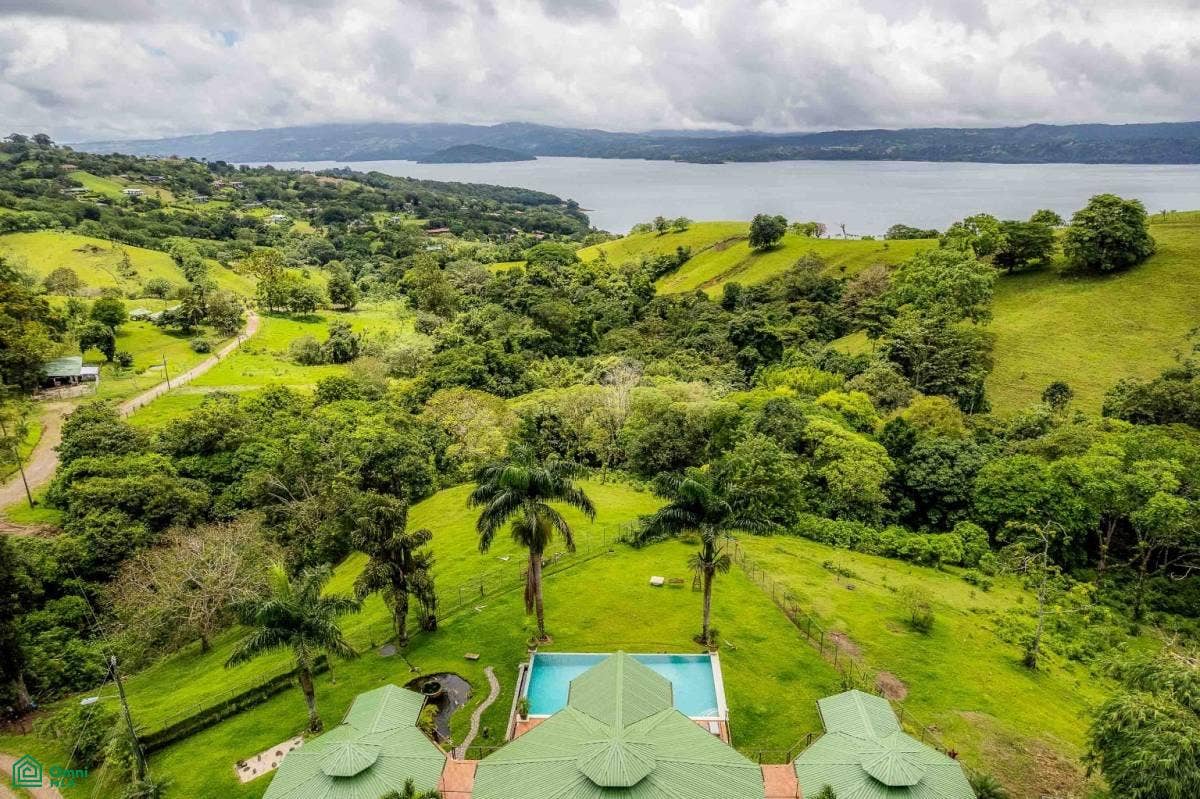 Luxury Lakefront Villa, Arenal, Tilaran, Tilaran, Guanacaste, Costa Rica