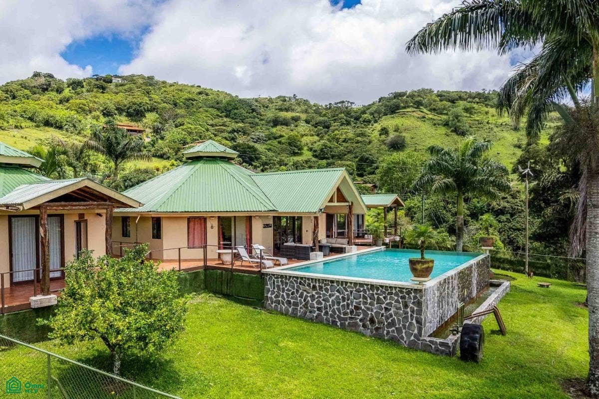 Luxury Lakefront Villa, Arenal, Tilaran, Tilaran, Guanacaste, Costa Rica