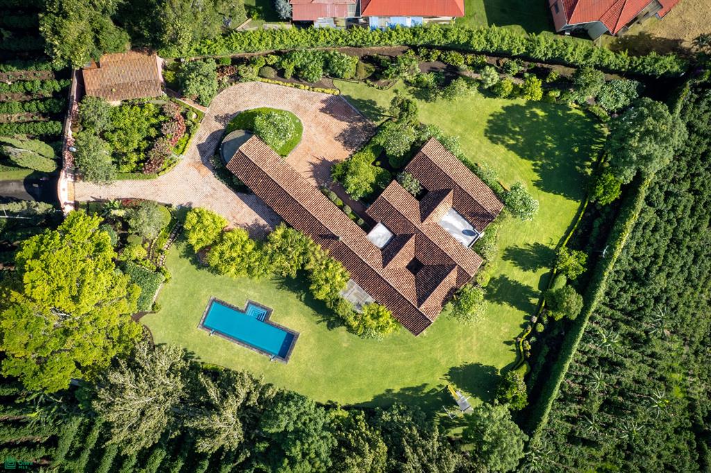 21085 Hacienda Estate Santo Domingo Heredia