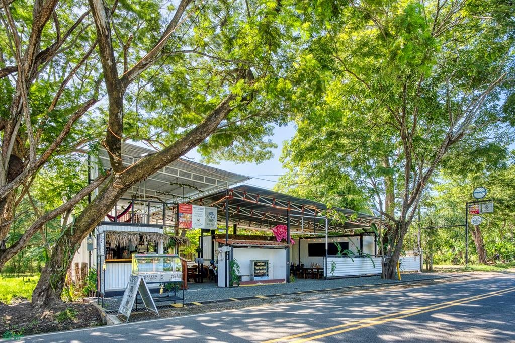 Prime Commercial Opportunity In Playa Potrero Tempate Guanacaste
