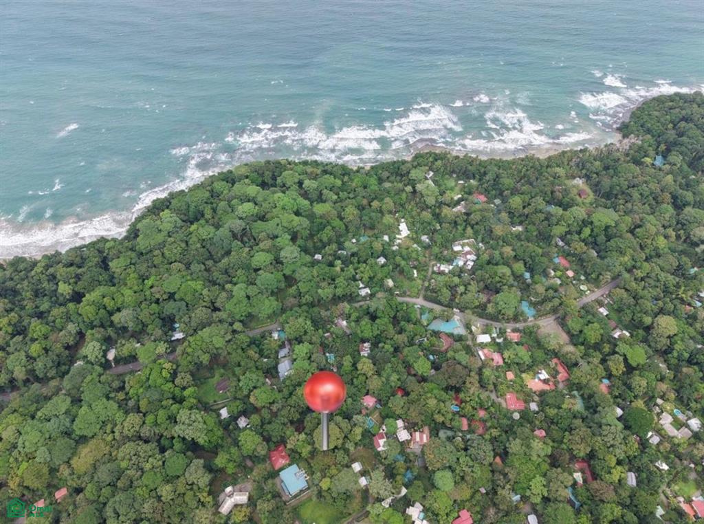 256 Calle Quilombo Cahuita Limon