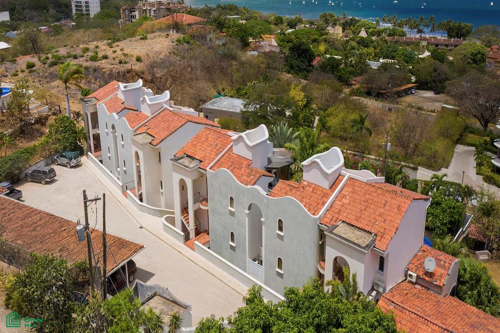 Helena St Tamarindo Guanacaste