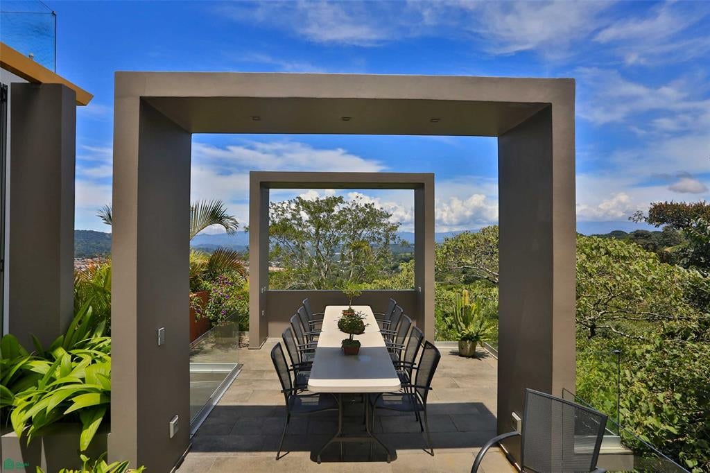 Contemporary Forest View Luxury Home Coln San Jose
