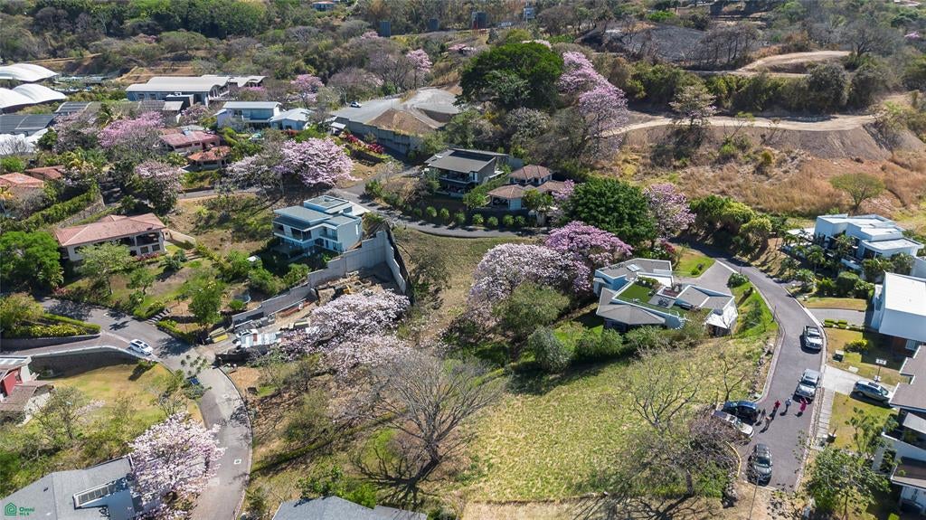 Residential Lot In Gated Community Pozos San Jose