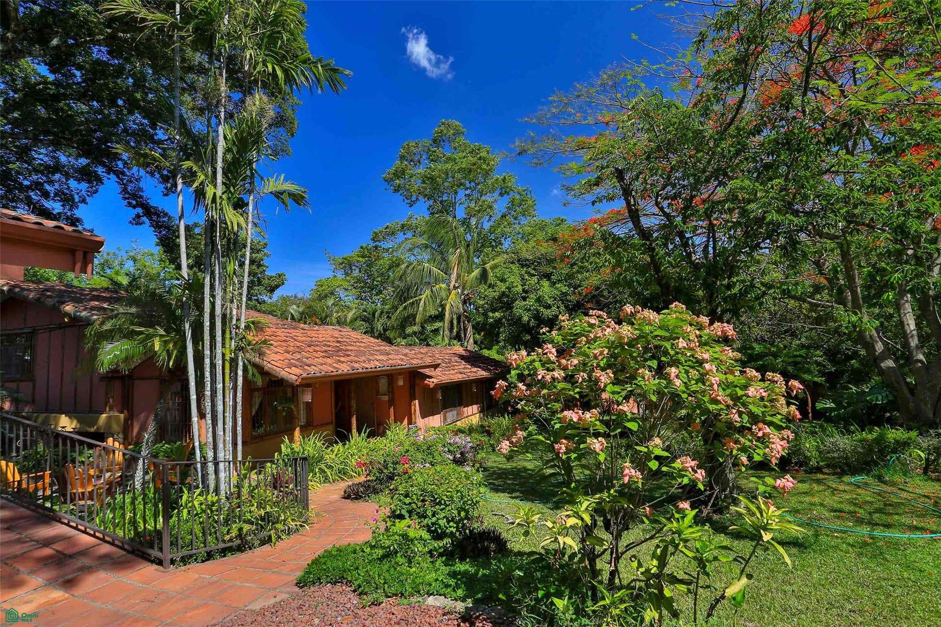 Two Home Rural Retreat, Uruca, Santa Ana, San Jose, Costa Rica 10107