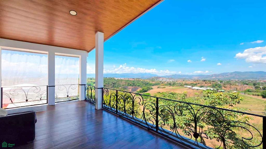 Los Angeles Grecia Alajuela