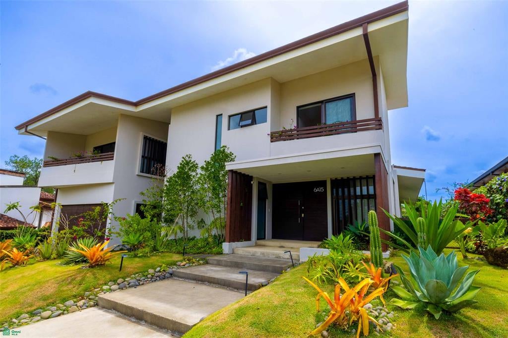 Modern Family Residence Gucima Alajuela