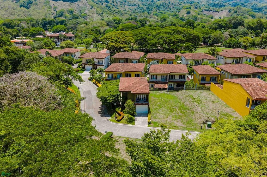 Luxury Four Bedroom Home Jac Puntarenas