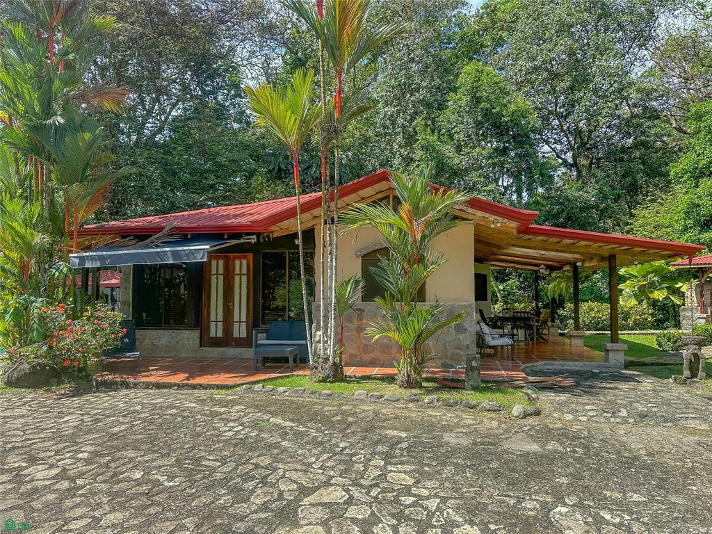 Ojochal Avenida Principal Puerto Corts Puntarenas