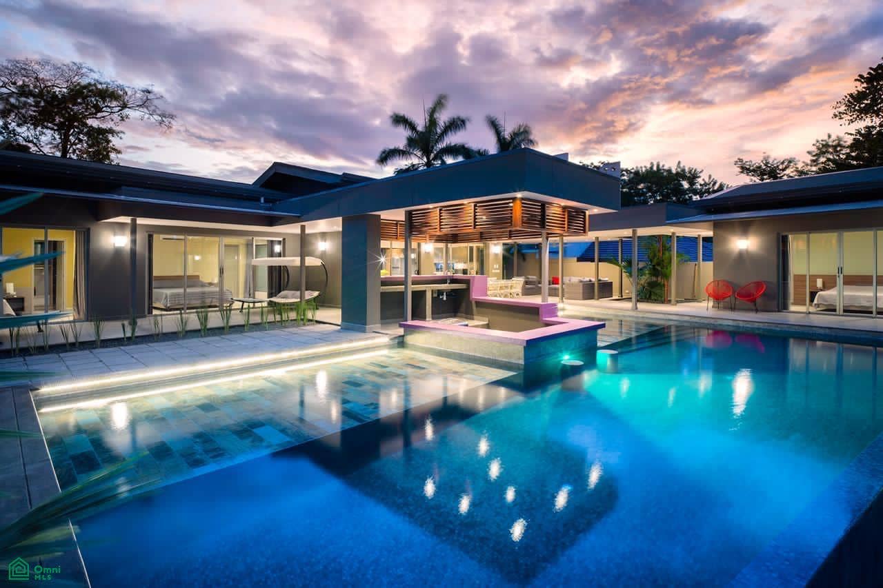 Villa Croisette, Playa Langosta, Tamarindo, Santa Cruz, Guanacaste, Costa Rica 50309
