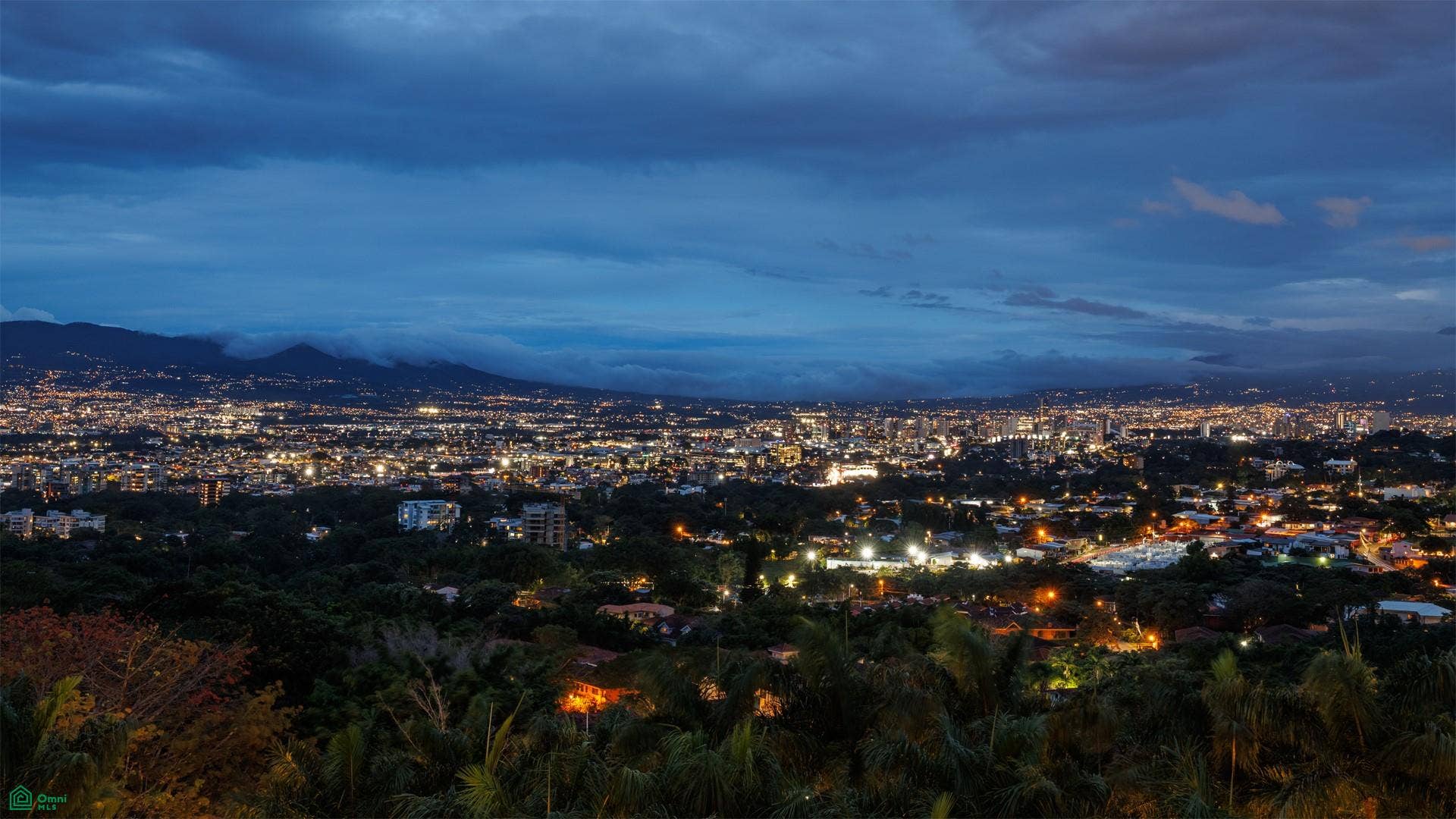 21550 Acropolis Penthouse, San Rafael, Escaz, San Jose, Costa Rica 10201