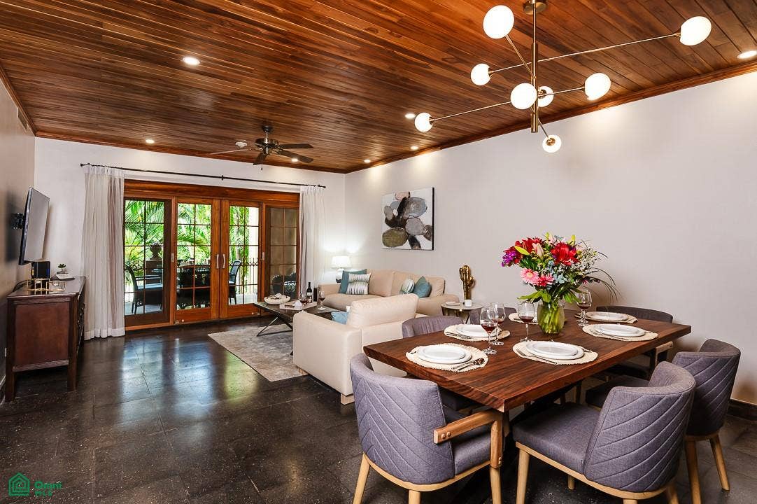 La Esquina Condo, Playa Langosta, Tamarindo, Langosta, Tamarindo, Santa Cruz, Guanacaste, Costa Rica 50309