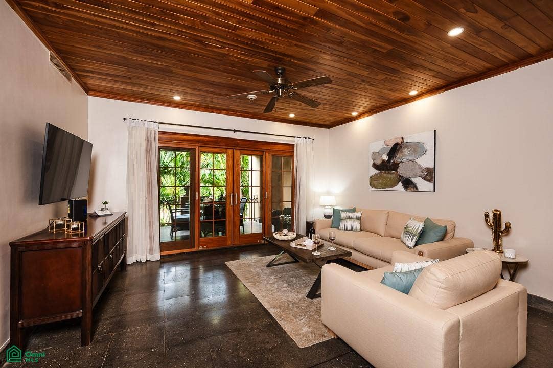 La Esquina Condo, Playa Langosta, Tamarindo, Langosta, Tamarindo, Santa Cruz, Guanacaste, Costa Rica 50309