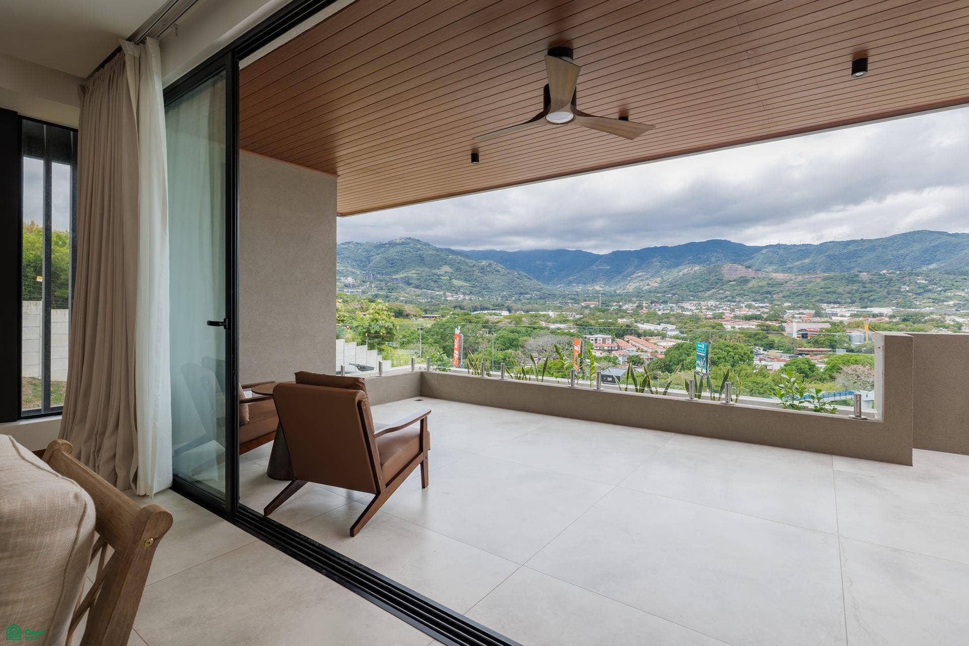 21429 The View House, Pozos, Santa Ana, San Jose, Costa Rica 0000