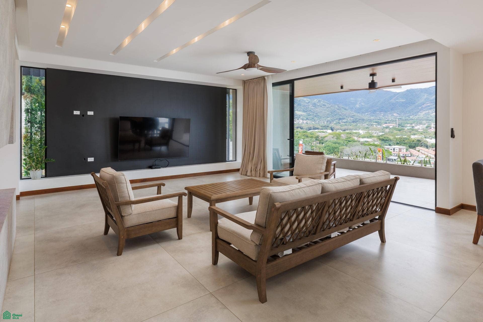 21429 The View House, Pozos, Santa Ana, San Jose, Costa Rica 0000