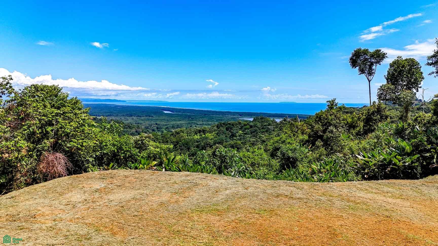 Tres Rios, Costa Azul, Tres Rios, Puerto Corts, Osa, Puntarenas, Costa Rica 60501