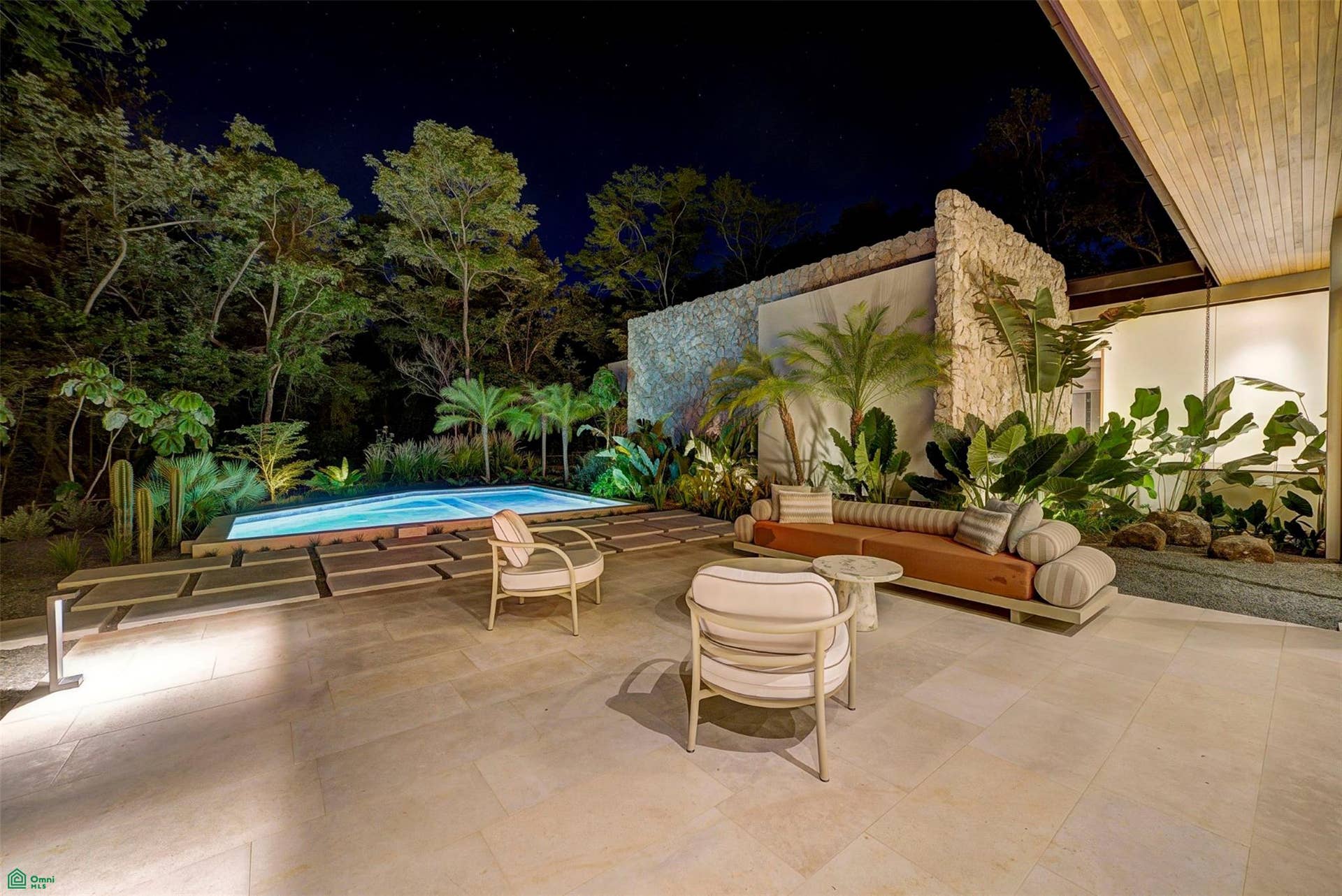 A NOBLE , ARTFUL HOME IN LAS VENTANAS, Playa Grande, Cabo Velas, Santa Cruz, Guanacaste, Costa Rica 50308 A NOBLE , ARTFUL HOME IN LAS VENTANAS, Playa Grande, Cabo Velas, Santa Cruz, Guanacaste, Costa Rica 50308
