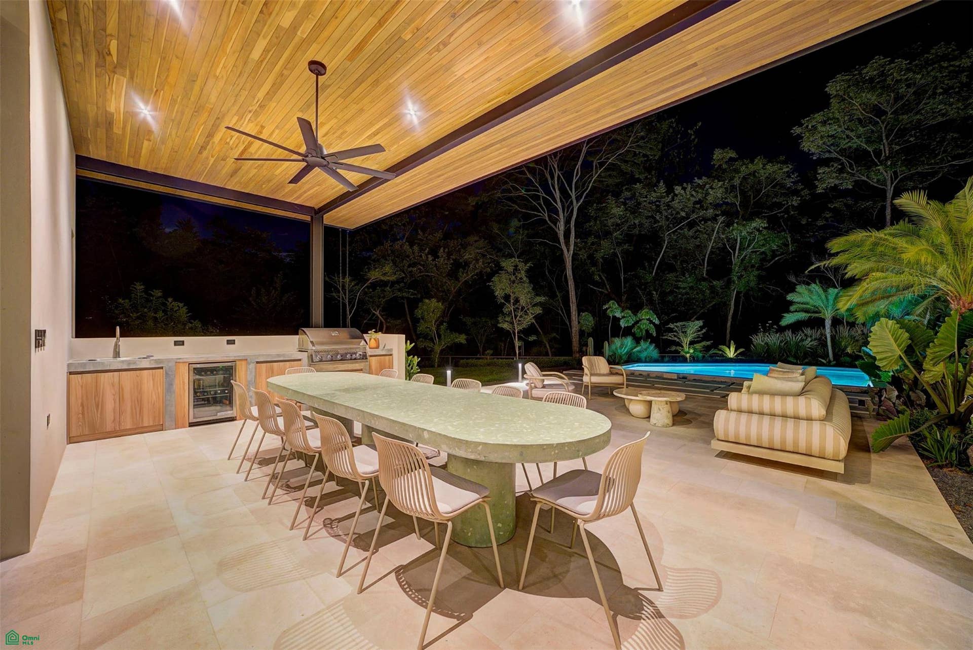 A NOBLE , ARTFUL HOME IN LAS VENTANAS, Playa Grande, Cabo Velas, Santa Cruz, Guanacaste, Costa Rica 50308 A NOBLE , ARTFUL HOME IN LAS VENTANAS, Playa Grande, Cabo Velas, Santa Cruz, Guanacaste, Costa Rica 50308