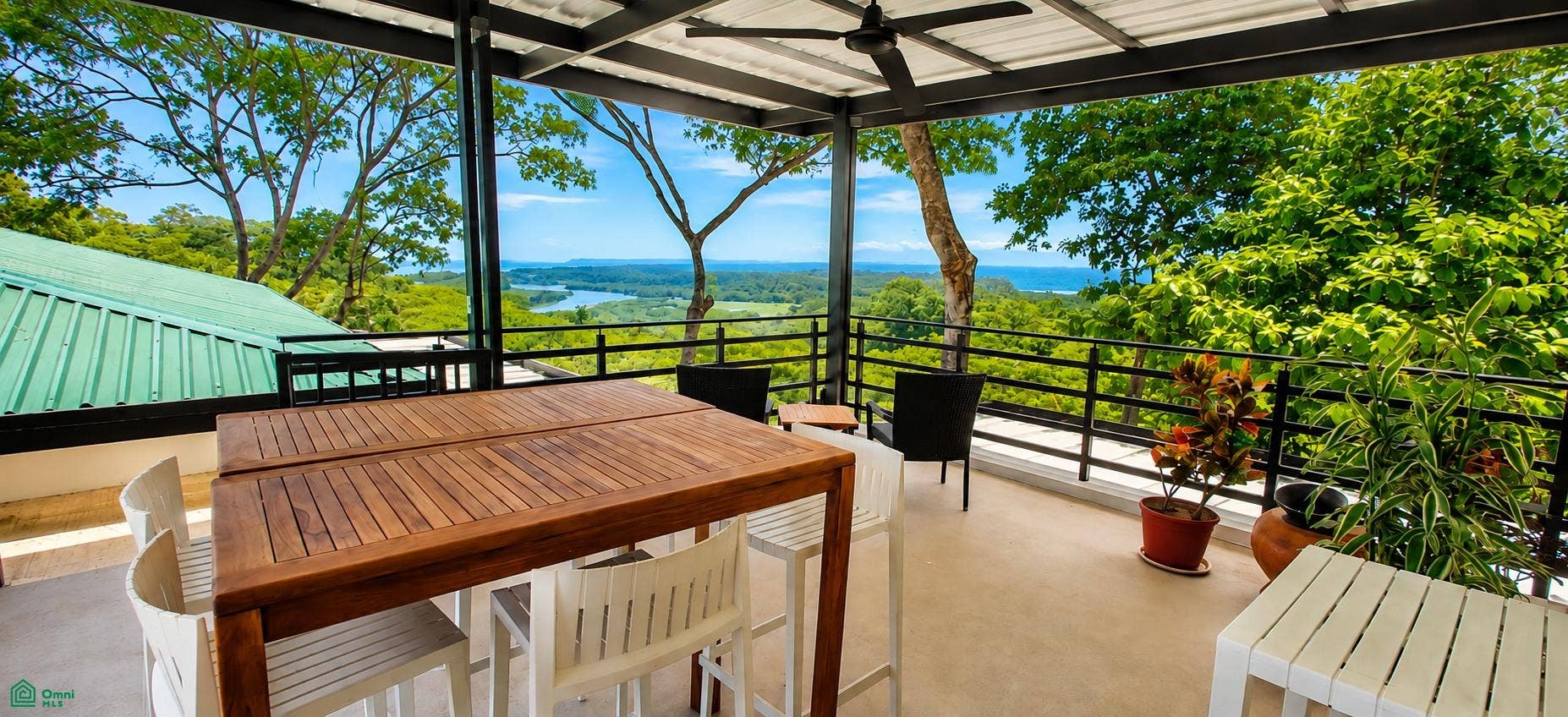 nativa resort, Trcoles, Garabito, Puntarenas, Costa Rica 61102