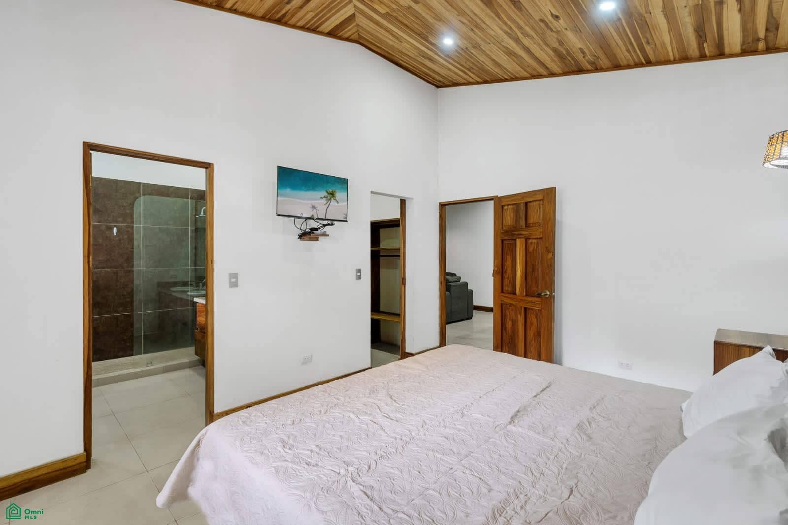 Surfside, Tempate, Santa Cruz, Guanacaste, Costa Rica 50304