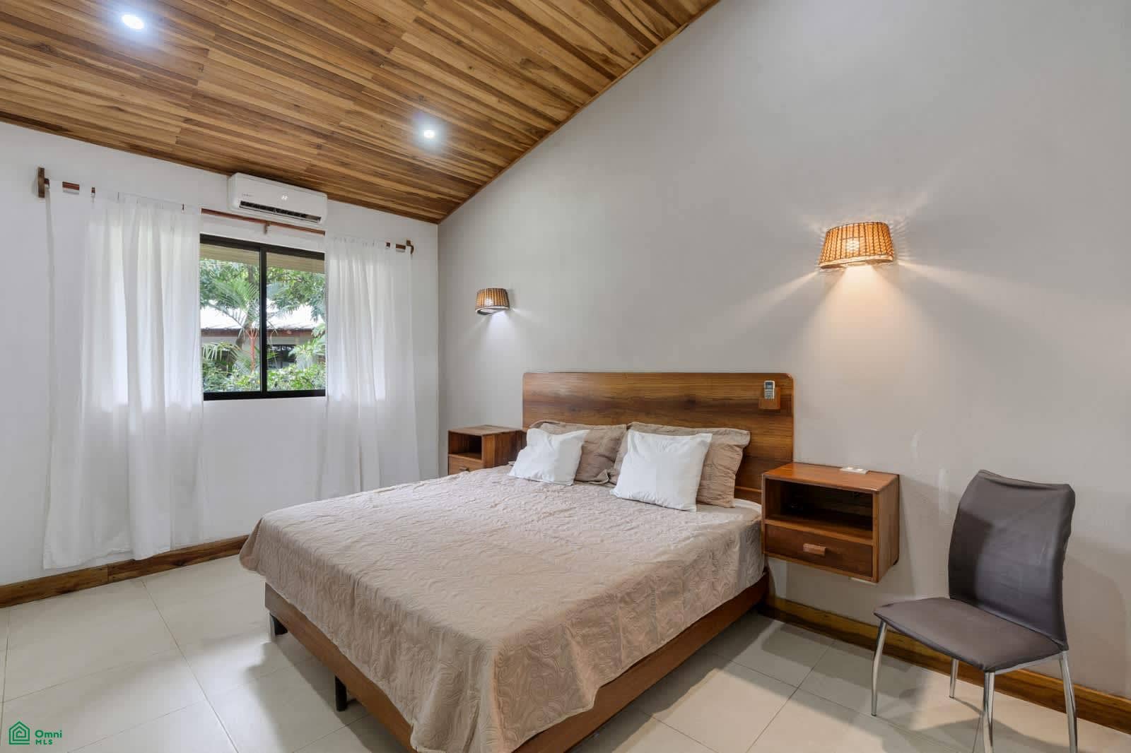 Surfside, Tempate, Santa Cruz, Guanacaste, Costa Rica 50304