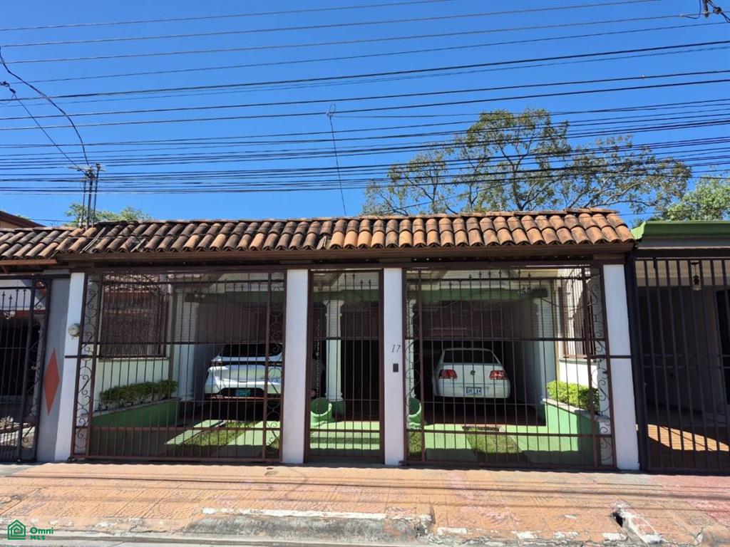 Urbanizacion Villas Del Coyol Alajuela