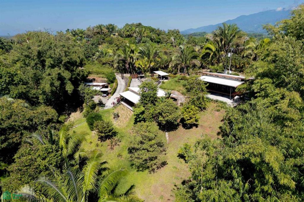 Residential Property Near Ocean Puntarenas