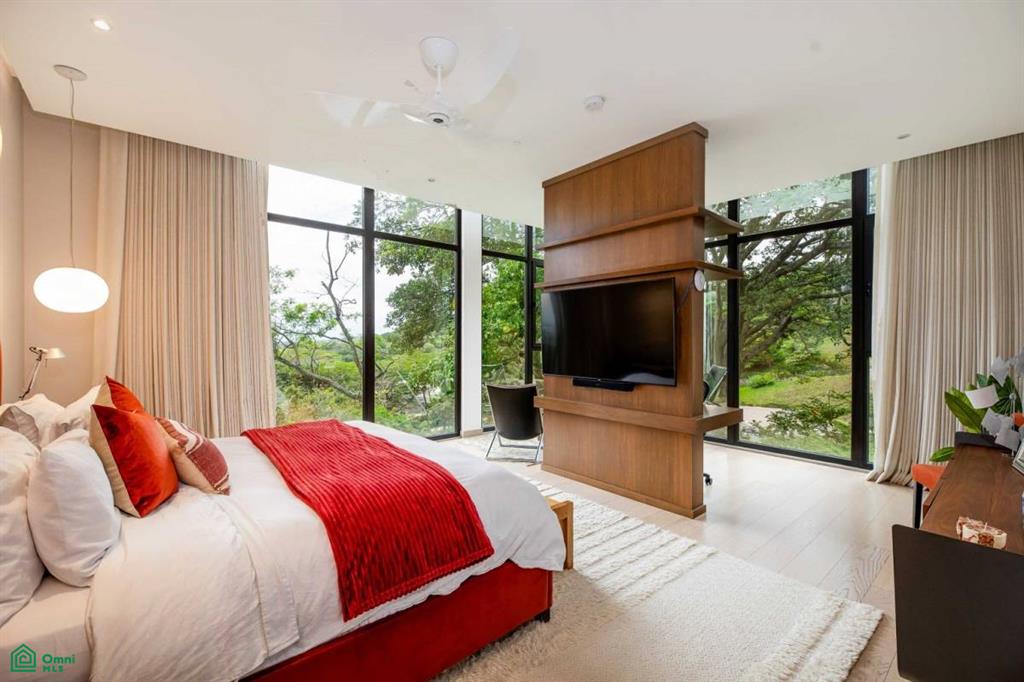 Private Garden Luxury Apartment Santa Ana San Jose