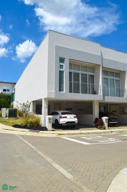 Condominio 3-10, Guachipelin, Escazu, Escazu, San Jose, Costa Rica 10203