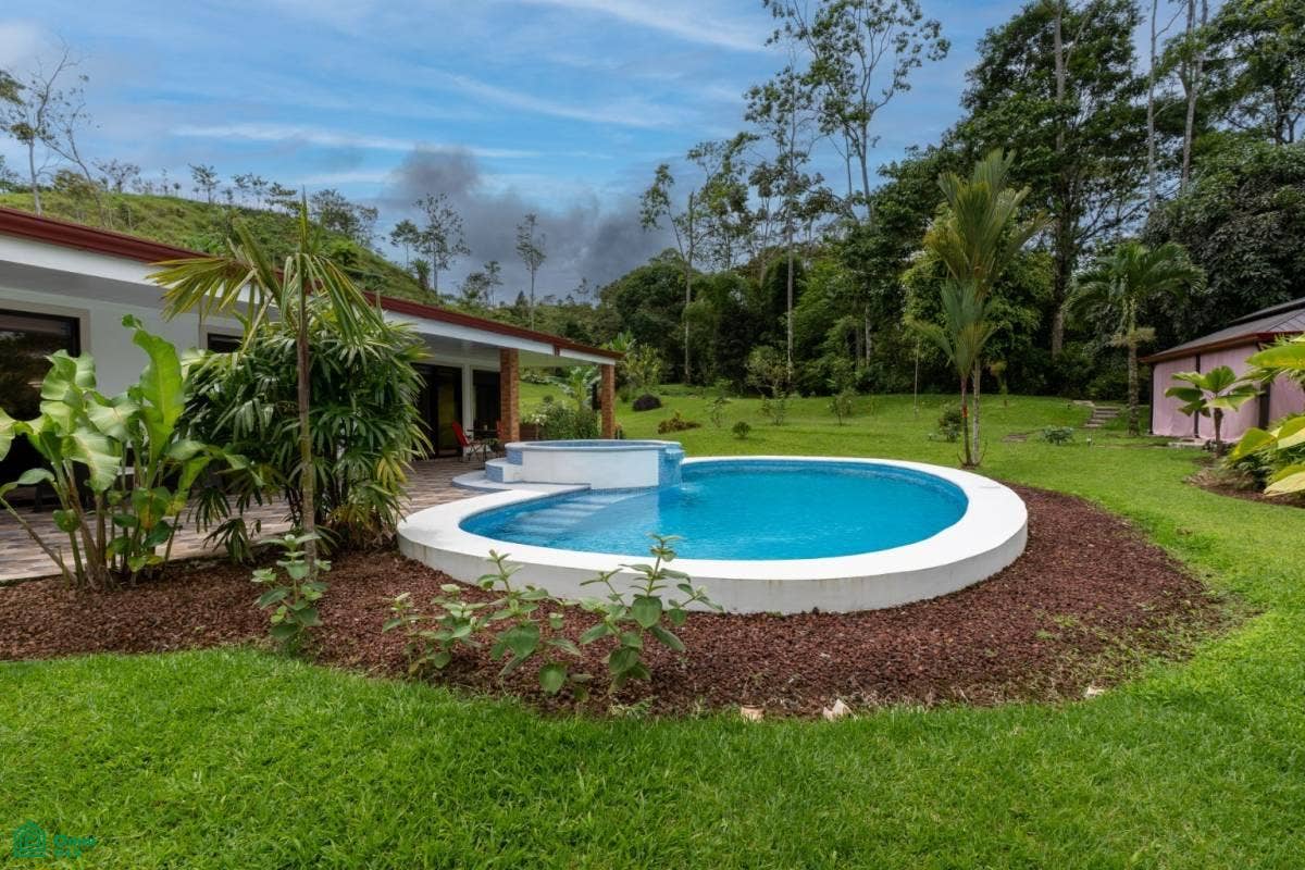Tres Equis, Turrialba, Turrialba, Turrialba, Cartago, Costa Rica 30501