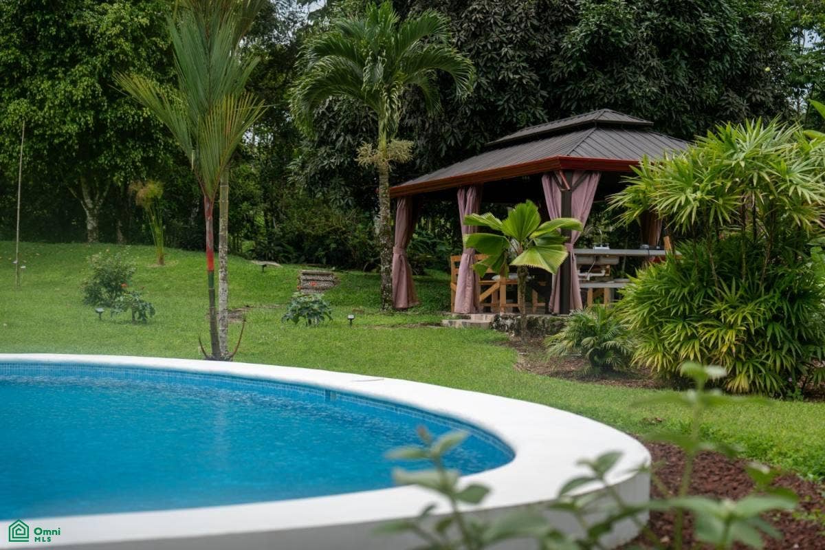 Tres Equis, Turrialba, Turrialba, Turrialba, Cartago, Costa Rica 30501