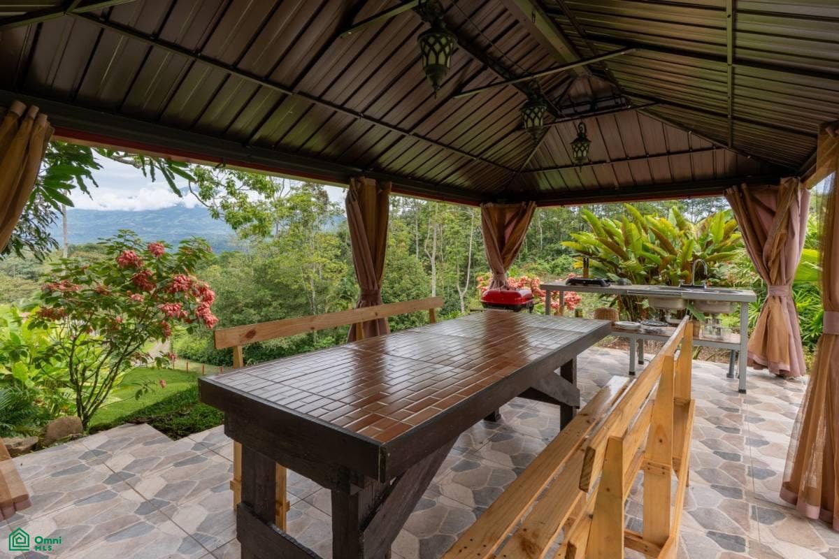 Tres Equis, Turrialba, Turrialba, Turrialba, Cartago, Costa Rica 30501
