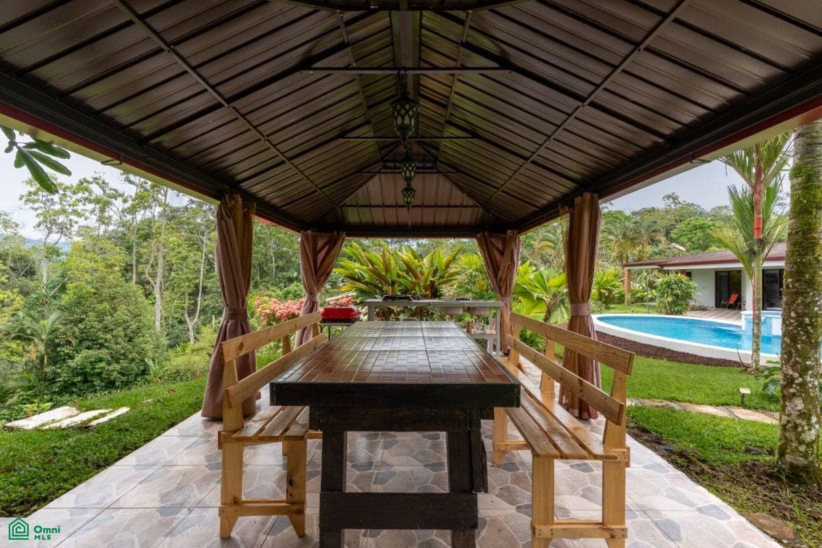 Tres Equis, Turrialba, Turrialba, Turrialba, Cartago, Costa Rica 30501
