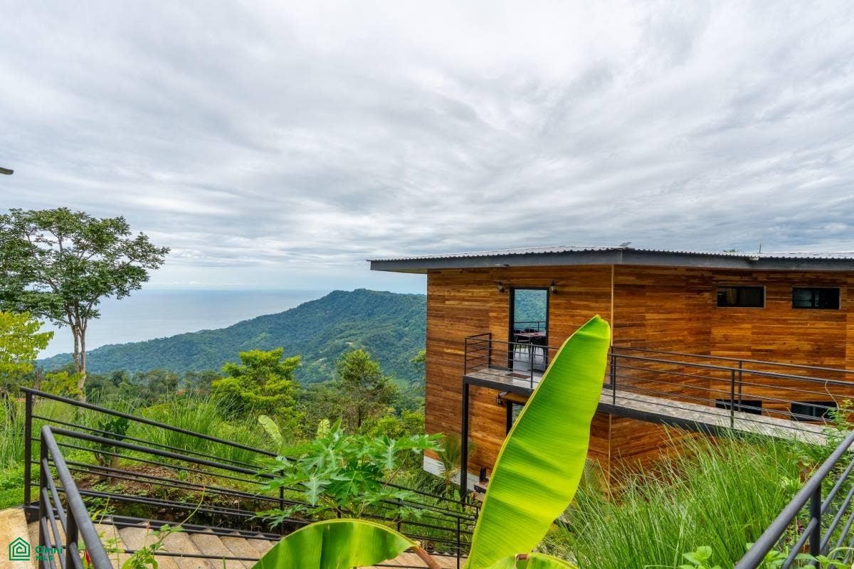 Calle aguas buenas, Baha Ballena, Osa, Puntarenas, Costa Rica