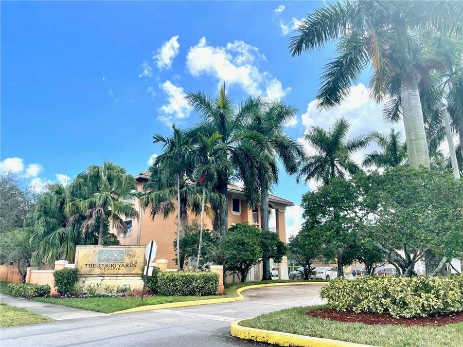 Property photo for 6900 SW 39th St, #309K, Davie, FL