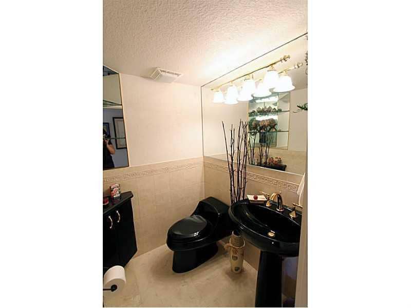 3500 GALT OCEAN DR, #2017, Fort Lauderdale, FL 33308 ' '
