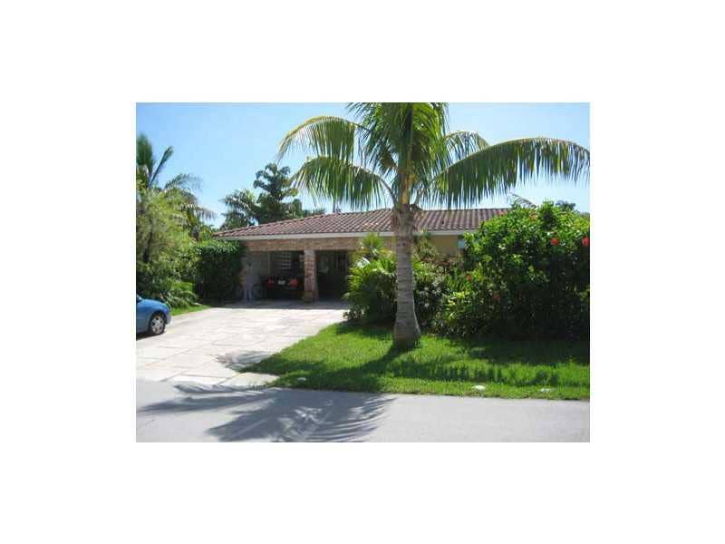 2600 NE 32ND AVE, Fort Lauderdale, FL 33308 Exterior Front