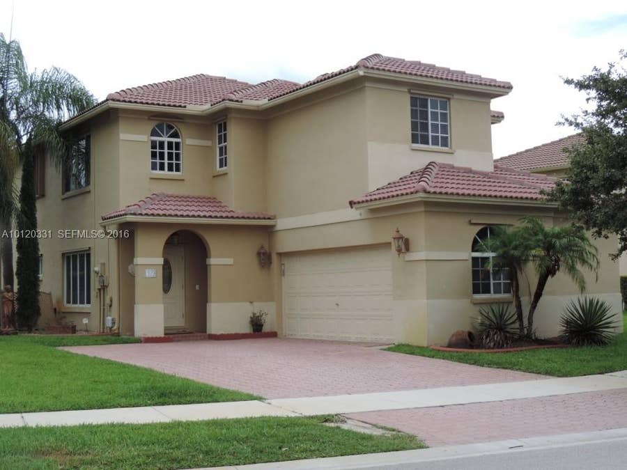Property photo for 109 SW 206th Avenue, Pembroke Pines, FL