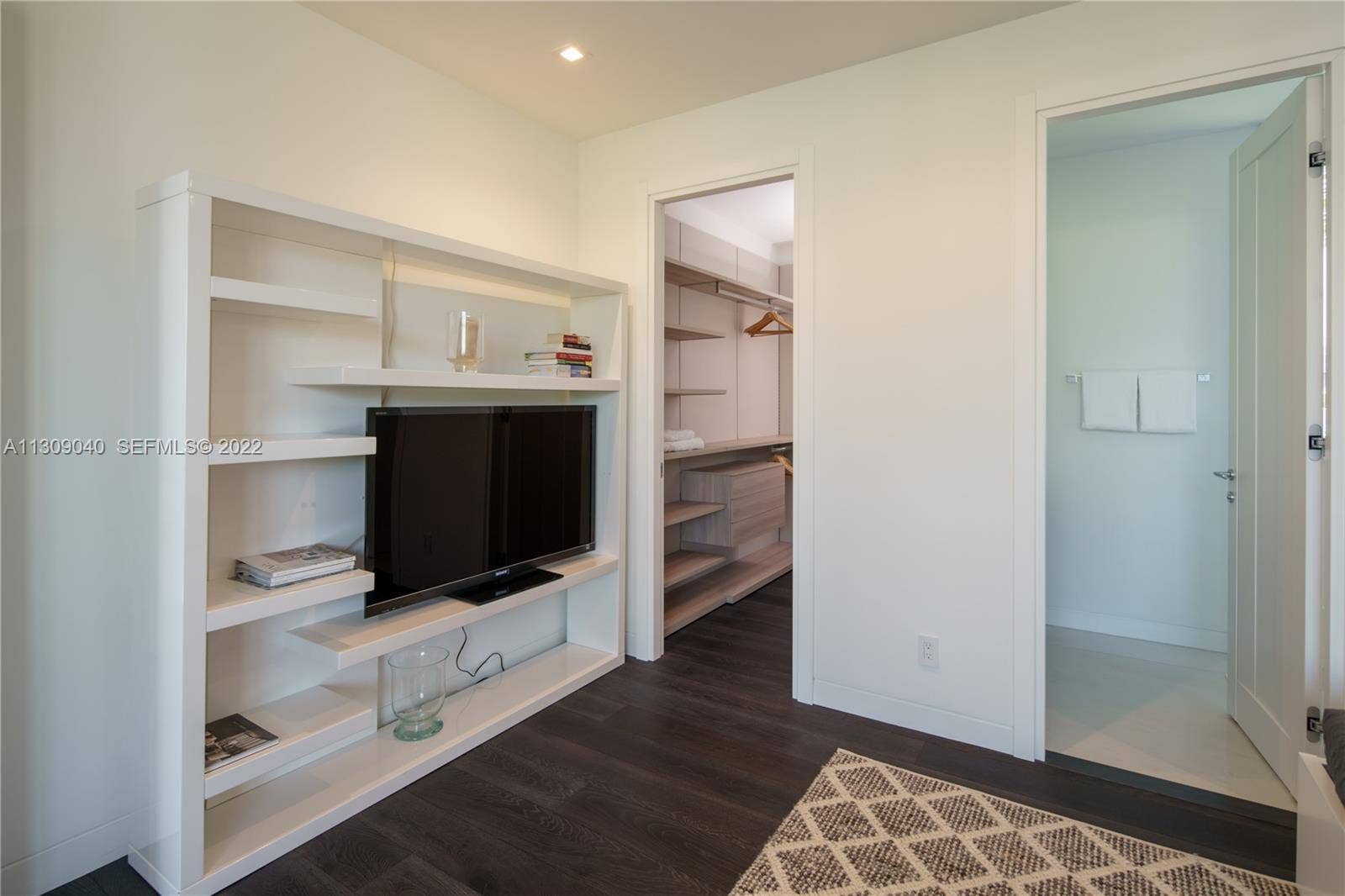 128 Fiesta Way, Fort Lauderdale, Fort Lauderdale, FL 33301 Bedroom 3