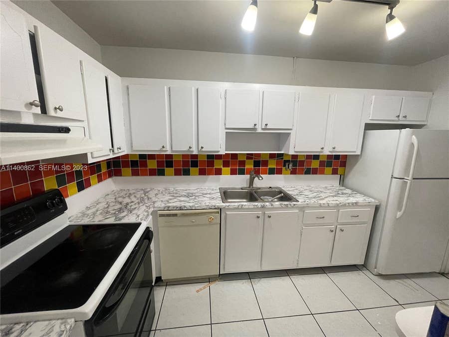 Property photo for 1420 Atlantic Shores Boulevard, #326, Hallandale Beach, FL