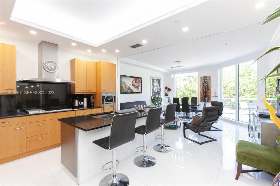 Property photo for 6000 Island Boulevard, #104, Aventura, FL