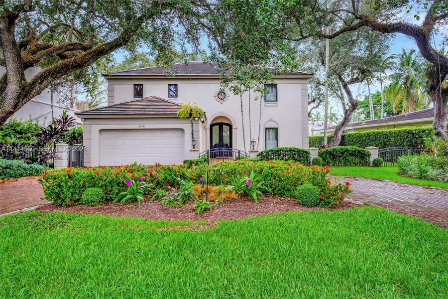 Property photo for 4716 University Drive, Coral Gables, FL