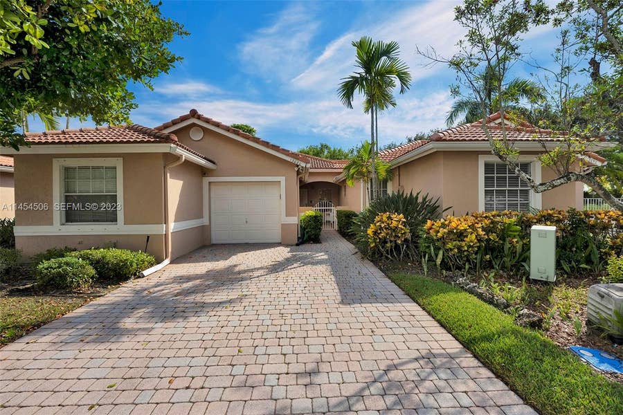 Property photo for 13080 NW 5th Street, Pembroke Pines, FL