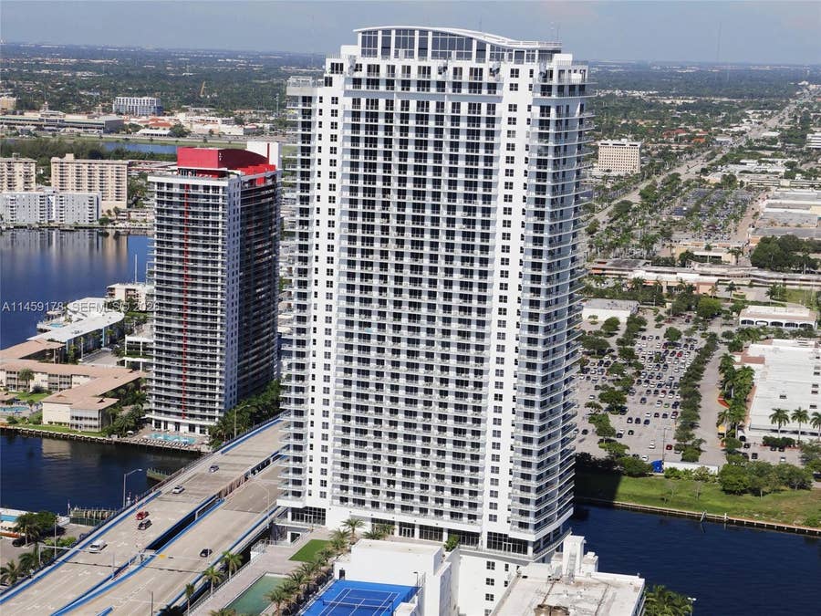Property photo for 4010 S Ocean Drive, #R2206, Hollywood, FL