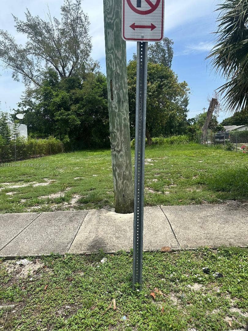 Property photo for 3508 Greenwood Avenue, West Palm Beach, FL