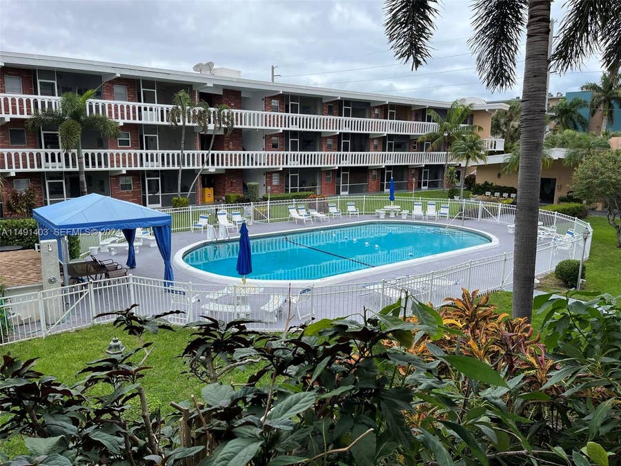 Property photo for 181 NE 14th Avenue, #22B, Hallandale Beach, FL
