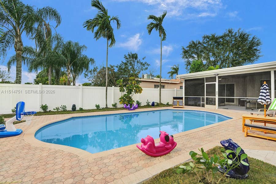 Property photo for 5500 Cleveland Street, Hollywood, FL